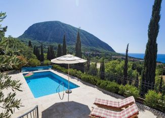 Продаю дом, 447.9 м2, посёлок городского типа Гурзуф