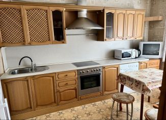 Сдается 3-комнатная квартира, 66 м2, Москва, Ясный проезд, 1, Ясный проезд