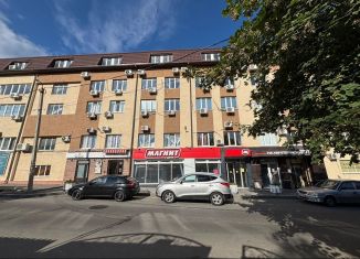 Продам торговую площадь, 400 м2, Ростов-на-Дону, улица 20-я Линия, 5, Пролетарский район