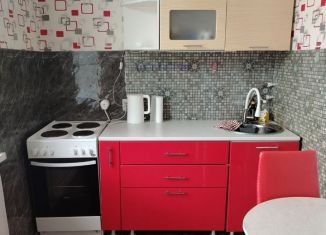 Продается 2-комнатная квартира, 50 м2, Белово, улица Пугачёва, 7