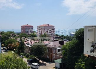 Продам 2-ком. квартиру, 50 м2, Туапсе, улица Полетаева, 32