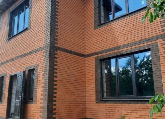 Продаю дом, 240 м2, Курск, улица Карла Маркса