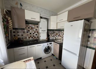 Продается однокомнатная квартира, 37.3 м2, Лиски, улица 40 лет Октября, 30Б