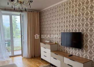 Сдам 2-комнатную квартиру, 65 м2, Тобольск, Ленская улица, 8