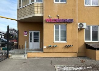 Продается торговая площадь, 297 м2, Энгельс, Дубовская улица, 5к2