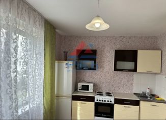 Продаю 2-ком. квартиру, 62.7 м2, Челябинск, улица Дмитрия Неаполитанова, 14, ЖК О2