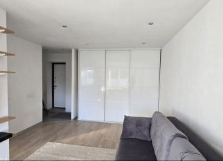 Сдается в аренду однокомнатная квартира, 33 м2, Смоленск, улица Крупской, 44А