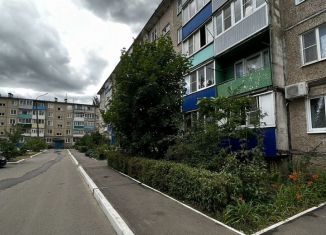 Продается трехкомнатная квартира, 61.5 м2, Россошь, улица Свердлова, 49