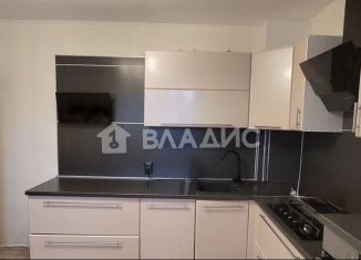 Продажа 3-комнатной квартиры, 73.6 м2, село Мариинский, Лазурная улица, 27