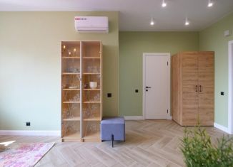 Продается трехкомнатная квартира, 81 м2, Ростов-на-Дону, проспект Маршала Жукова, 18