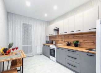 Сдача в аренду 2-комнатной квартиры, 72.1 м2, Краснодар, Октябрьская улица, 181/2к2, микрорайон Центральный