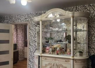 2-комнатная квартира на продажу, 44.5 м2, Артём, площадь Ленина, 3