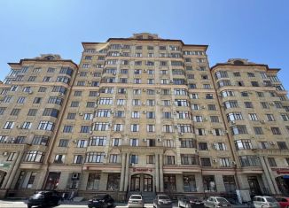 Продается 2-ком. квартира, 88 м2, Дагестан, Молодёжная улица, 8