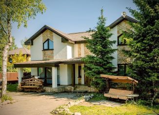 Сдаю дом, 236 м2, Санкт-Петербург, улица Кольцова, 58К, метро Озерки