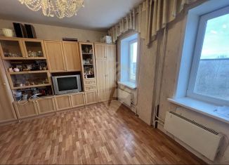 Продаю двухкомнатную квартиру, 66.3 м2, Старый Оскол, микрорайон Набережный, 12