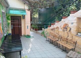 Сдается в аренду дом, 70 м2, Крым, Севастопольское шоссе, 8