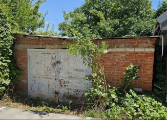 Гараж на продажу, 30 м2, поселок городского типа Черноморский, улица Суворова, 8