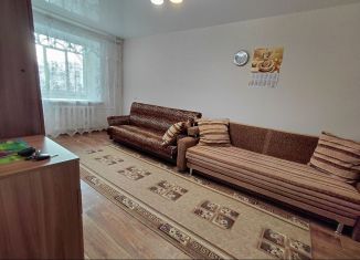 Сдаю однокомнатную квартиру, 38 м2, Йошкар-Ола, улица Петрова, 1, микрорайон Сомбатхей