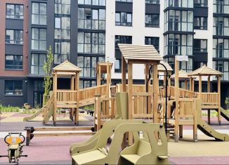 Продаю 2-комнатную квартиру, 67.9 м2, Калининград, Арсенальная улица, 31к1