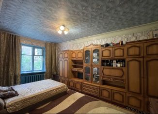 Продам 2-ком. квартиру, 52.6 м2, Подольск, улица Подольских Курсантов, 16