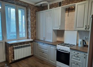 Сдаю однокомнатную квартиру, 37 м2, Аксай, Заводская улица, 20