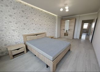 Продается 3-ком. квартира, 100 м2, Ростов-на-Дону, проспект 40-летия Победы, 63/17с7, ЖК Сокол Град