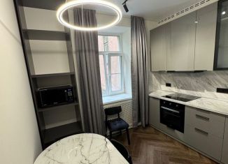 Продажа 3-комнатной квартиры, 76.7 м2, Кронштадт, проспект Ленина, 53