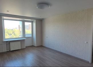 Продам 2-ком. квартиру, 52 м2, Абакан, проспект Дружбы Народов, 1