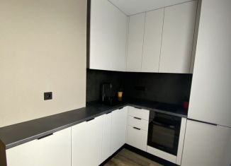 Продается трехкомнатная квартира, 54 м2, Удмуртия, улица 10 лет Октября, 6