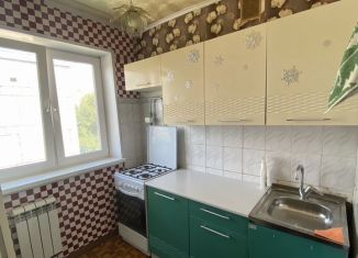 Продам 3-комнатную квартиру, 61 м2, Кыштым, улица Соплякова, 3