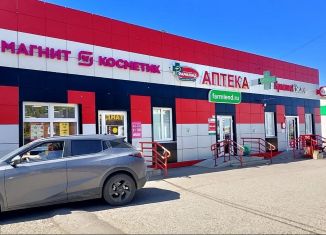 Продам торговую площадь, 635 м2, село Акбердино, Юбилейная улица, 2В