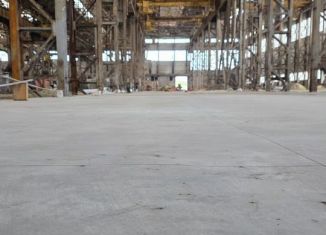 Сдается производство, 3000 м2, Екатеринбург, улица Фронтовых Бригад, 33А