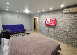 Сдам в аренду однокомнатную квартиру, 32 м2, Хабаровск, улица Гоголя, 15