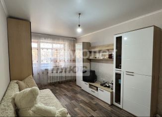 Продам 2-ком. квартиру, 45 м2, Татарстан, улица Ленина, 72