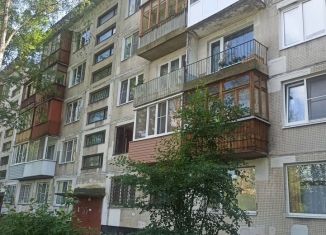 Продажа двухкомнатной квартиры, 43.7 м2, Санкт-Петербург, метро Улица Дыбенко, улица Крыленко, 35