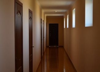 Продаю дом, 400 м2, поселок городского типа Николаевка, улица Ленина, 61А