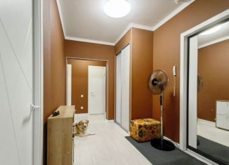 Продается 2-ком. квартира, 56 м2, Курск, проспект Вячеслава Клыкова, 68