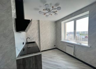 Продаю однокомнатную квартиру, 36 м2, Саратов, улица имени Ф.А. Блинова, 35