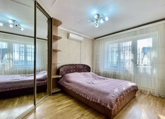 Трехкомнатная квартира на продажу, 62.2 м2, посёлок городского типа Энем, Красная улица, 21/1