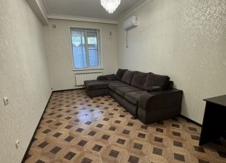 Продам 2-комнатную квартиру, 70 м2, Махачкала, улица Абубакарова, 106к1