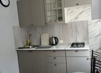 Сдаю в аренду 1-комнатную квартиру, 38 м2, Избербаш, улица Г. Гамидова, 87А