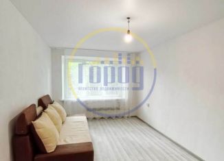Продажа 1-ком. квартиры, 30.2 м2, Копейск, улица Петра Томилова, 9