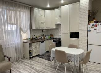 Продается 3-комнатная квартира, 76.2 м2, село Новая Усмань, Коминтерновская улица, 2Д