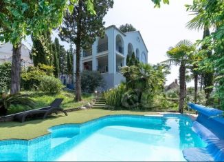 Продаю дом, 328 м2, посёлок городского типа Дагомыс, А-147, 171-й километр