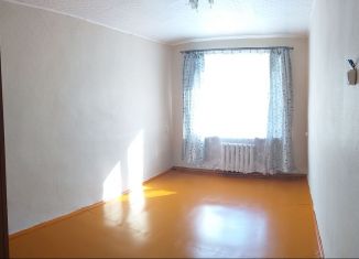 Сдается двухкомнатная квартира, 52.4 м2, Вельск, улица Дзержинского, 126