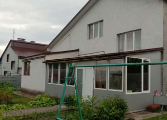 Дом на продажу, 200 м2, рабочий посёлок Навля, площадь Ленина