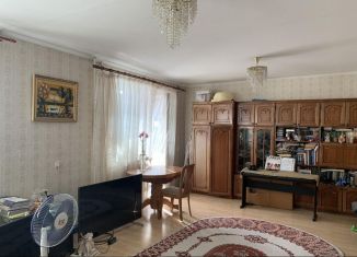 Продается 3-комнатная квартира, 83 м2, Ялуторовск, Тюменская улица