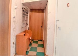 Трехкомнатная квартира на продажу, 62.4 м2, Еманжелинск, улица Чайковского, 1