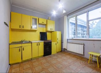 Продается трехкомнатная квартира, 72 м2, Москва, Уваровский переулок, 2, станция Пенягино