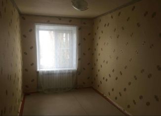 Продам 2-ком. квартиру, 42 м2, Богучар, улица Мира, 143